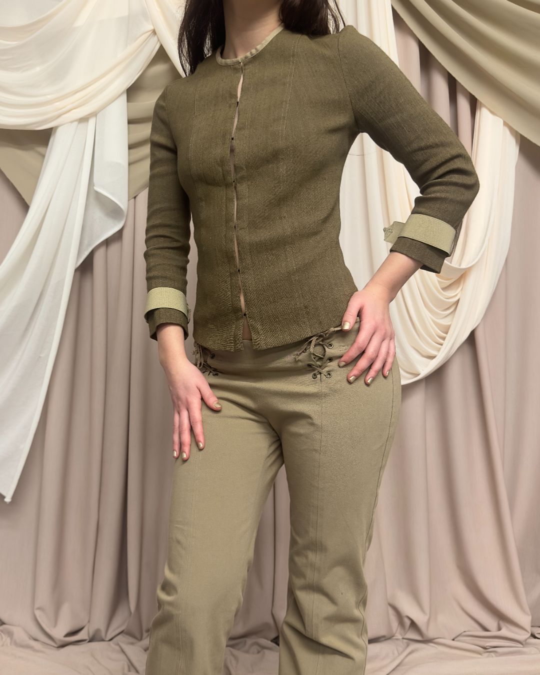 Thumbnail 68b5f319-328d-4425-8517-8ac13a2d5570