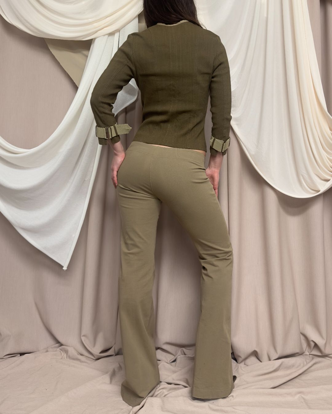 Thumbnail c0371a5a-5219-4277-831a-c8eb3994df6c