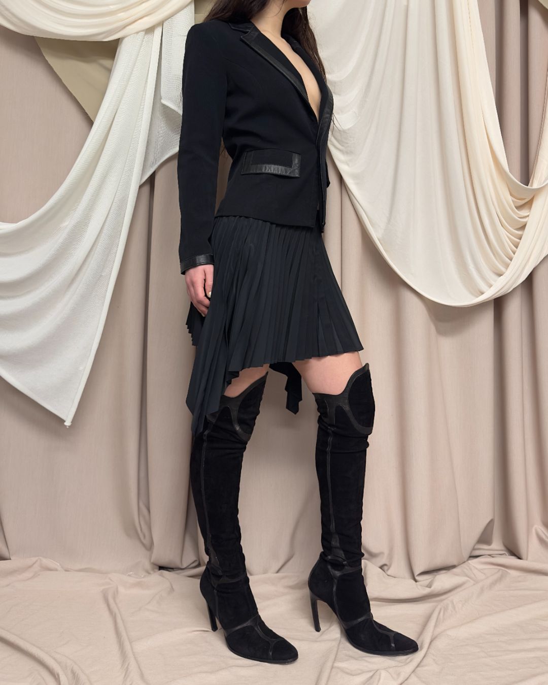 Thumbnail 952b498b-f475-439e-8803-732cfb90ed60