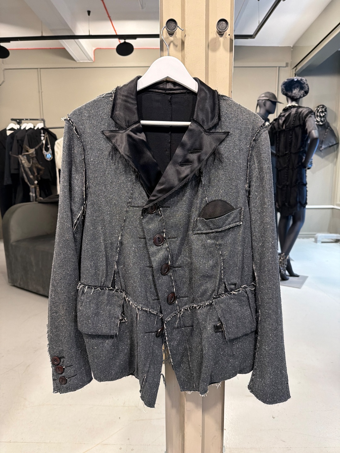 ef723341-c1f1-42dd-b699-787dc46e16da