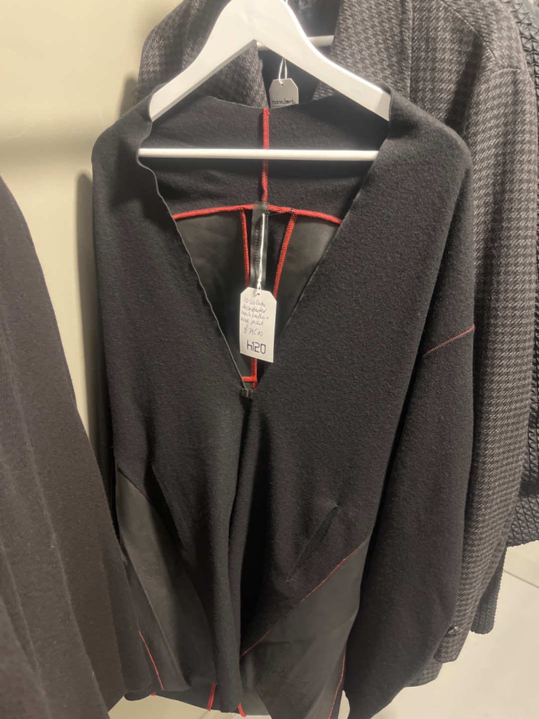 d4b6074b-c3e8-4c2f-8628-fb0f7d586bd2