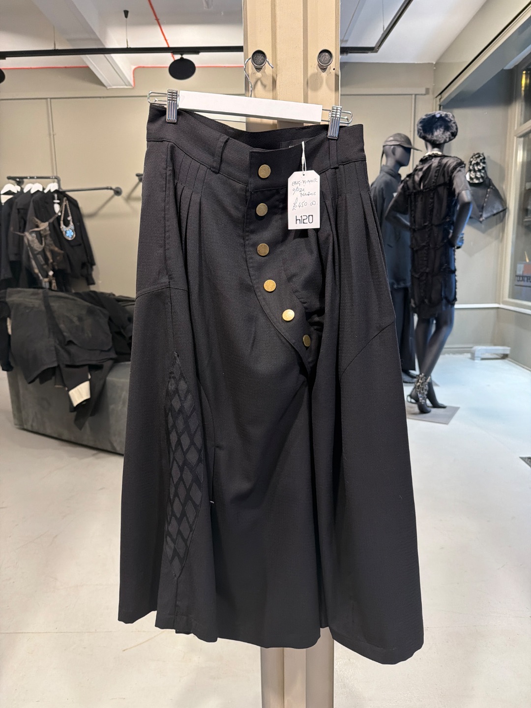 eb7979b1-c2cb-4e1e-bcb4-76f662942463