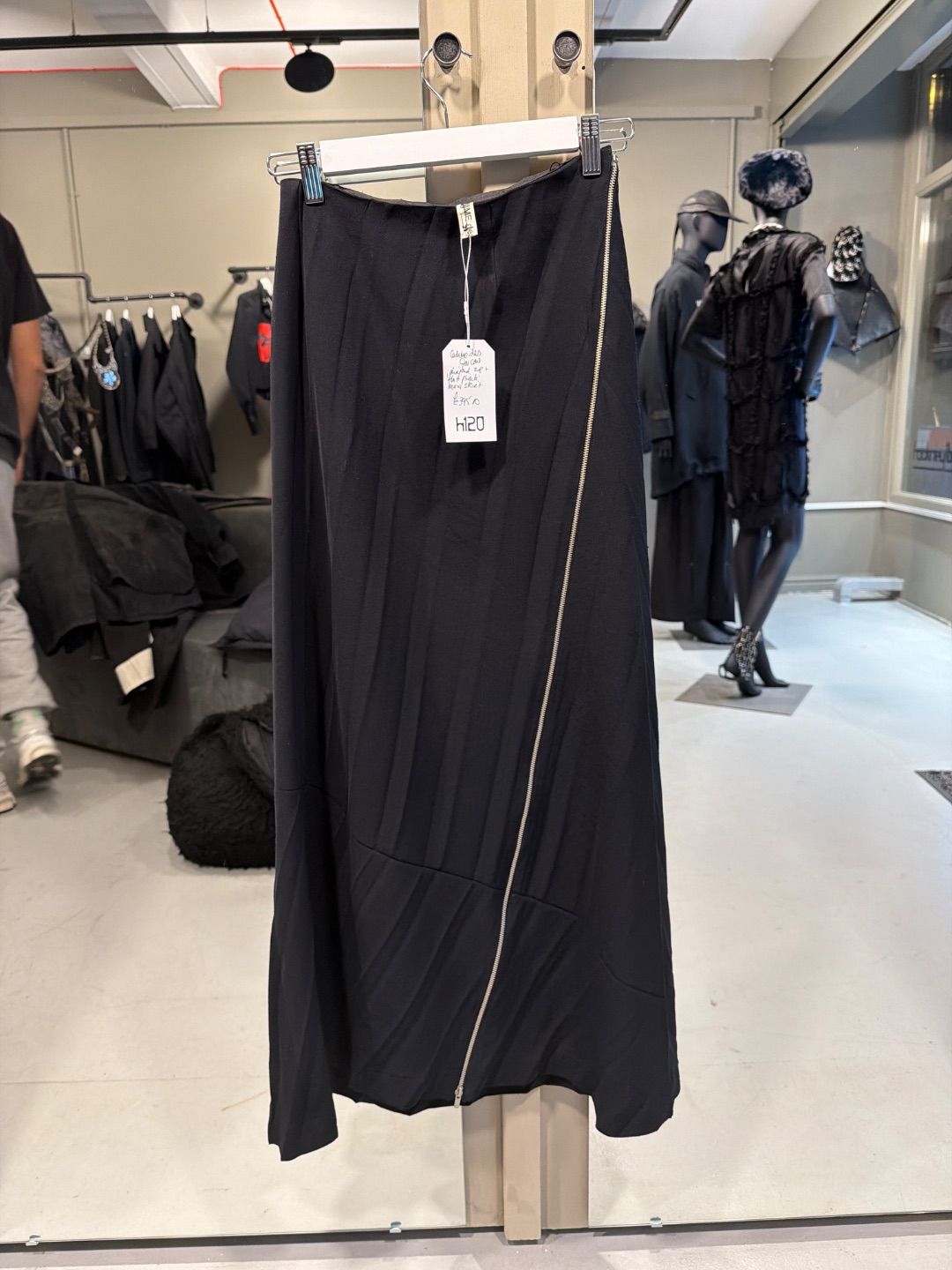 6a6222b8-c569-42f5-a5eb-2b27e5679a1e