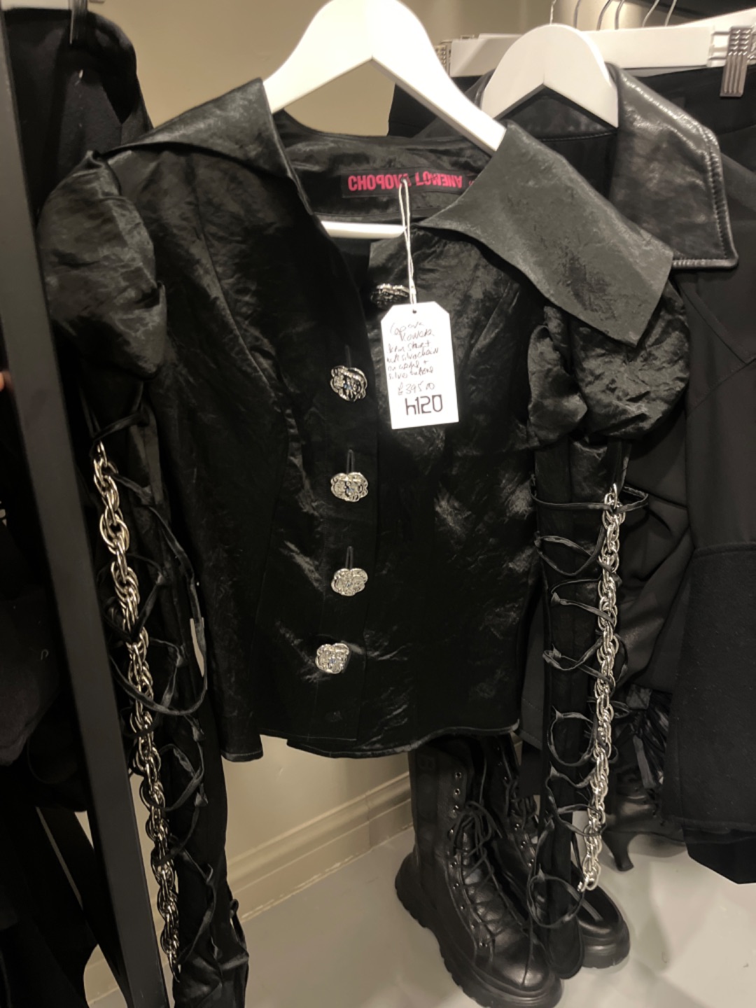 4a8939d7-29e7-406c-b2e7-5ebc891e8eae