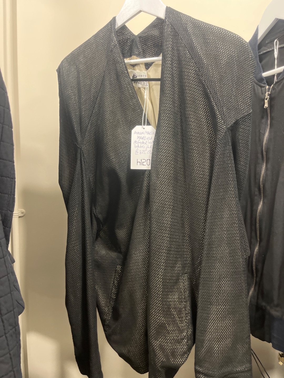 aacf46ad-3cbb-4775-b35a-81d09cdc5b94