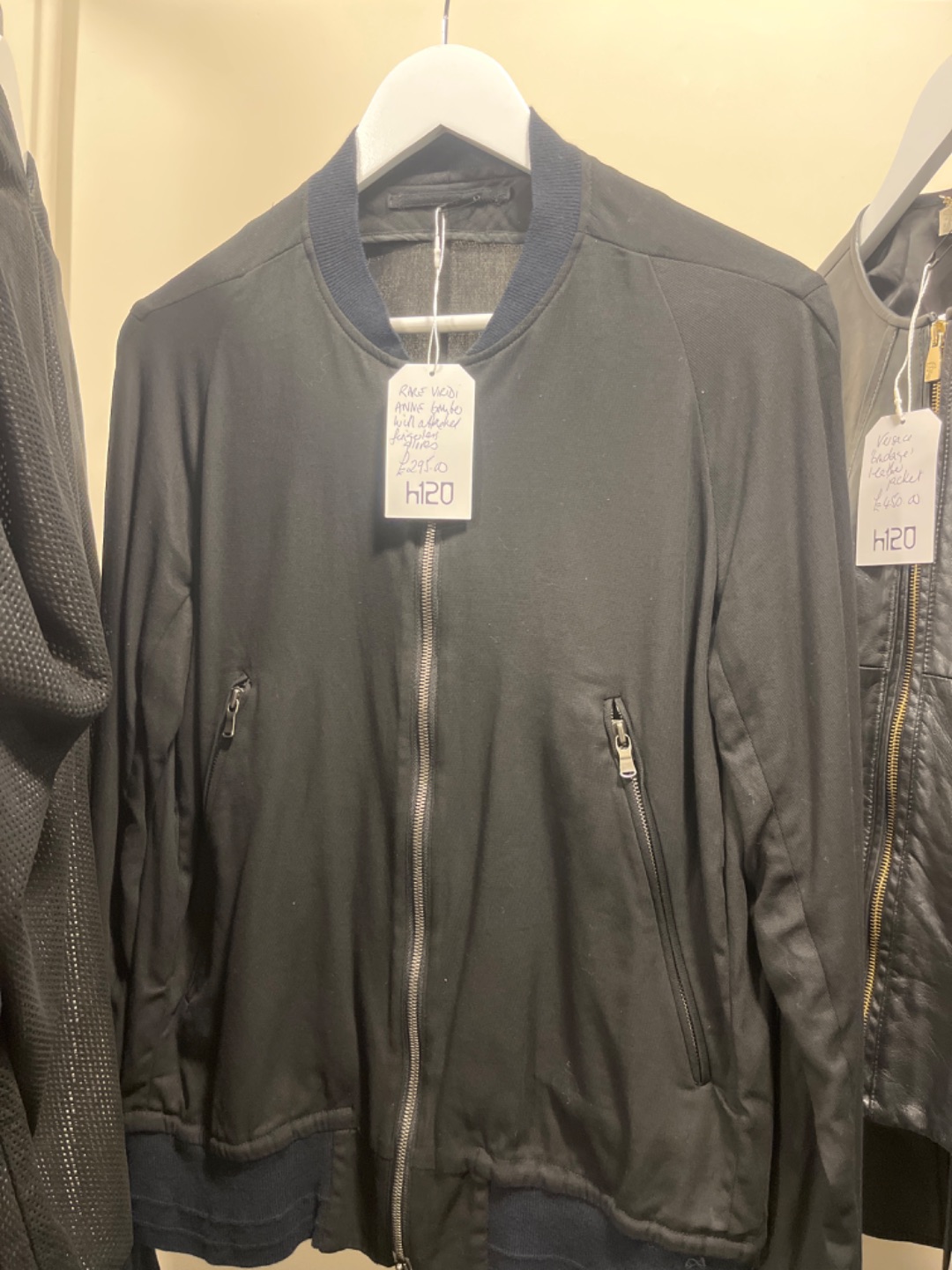 f9b432cf-efe0-4b3e-a58a-bc50d3efe7f2