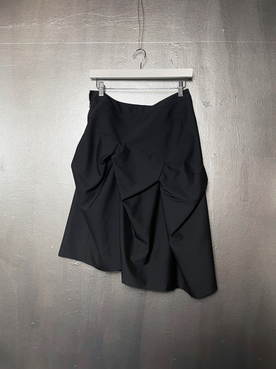 Thumbnail 6d556c8a-8ab8-4173-9c41-b28752f28513