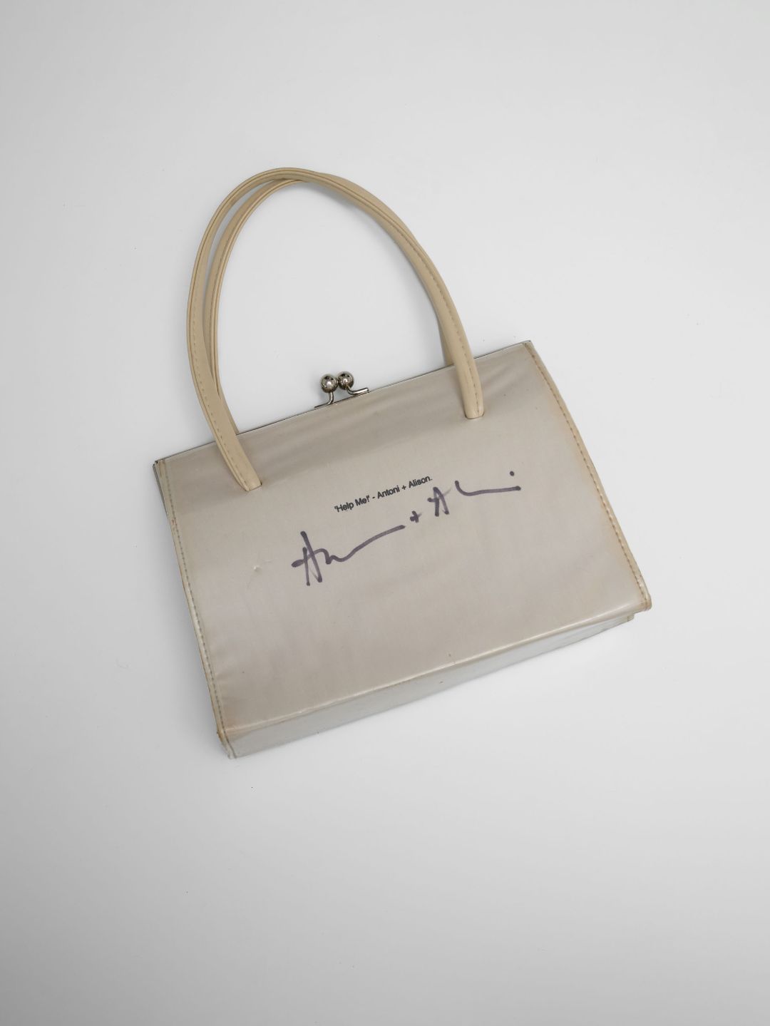 Thumbnail 3bd2dc57-3d0d-4a55-883c-2ffc00dd7642