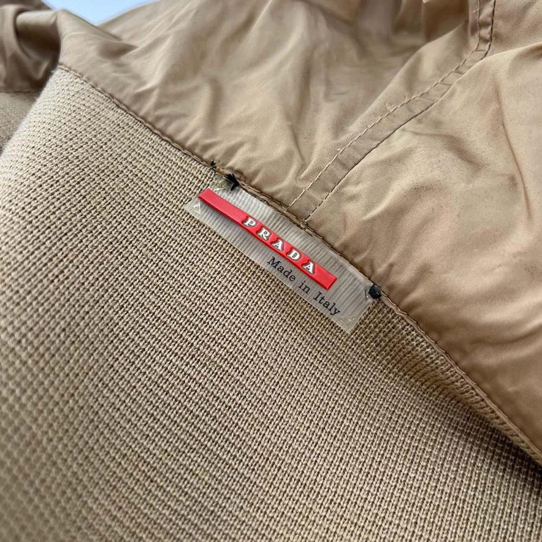 Thumbnail 30ded0bc-aaa3-4416-89e1-0f1a0717753c