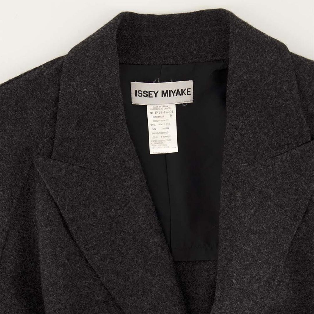 Thumbnail f612fbdd-74cb-4425-a434-b335a40b34aa