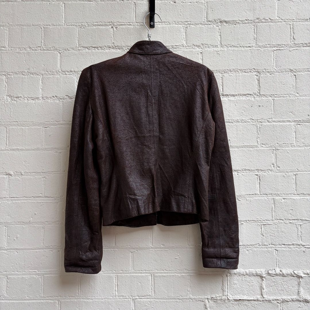 Thumbnail 74da48c3-3540-449c-bc65-cb036b540bd9