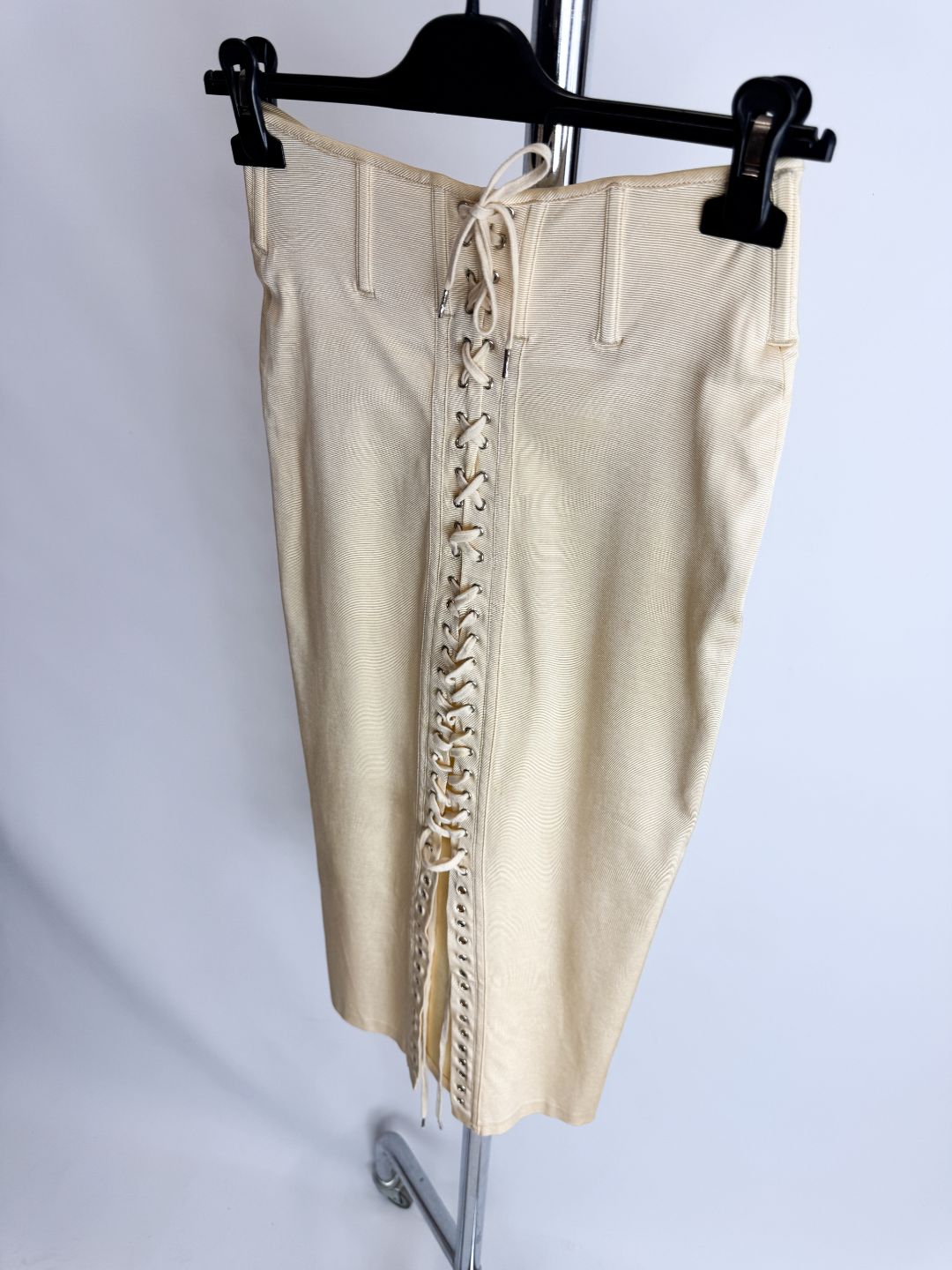 Thumbnail ff49491a-ff24-4c92-a1ed-bea767d12e8c