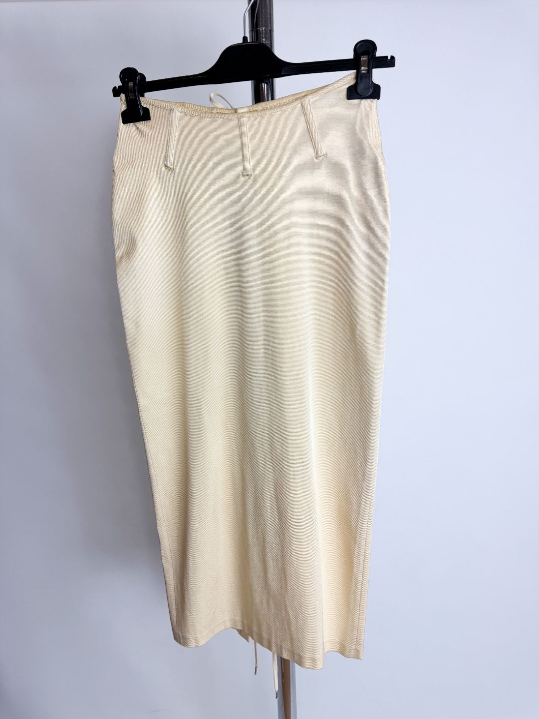 Thumbnail 29b551d7-7acf-484c-ab42-ecfe8d4e7672