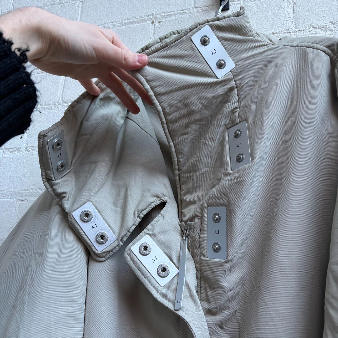 Thumbnail e6e7ab3d-fc77-4e4b-ad2a-f28463d6cc07