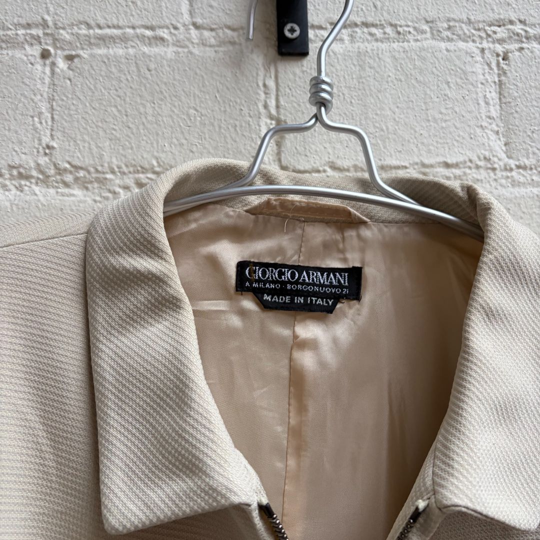 Thumbnail 20ef972b-b7a4-4761-ac4f-07d981f78587