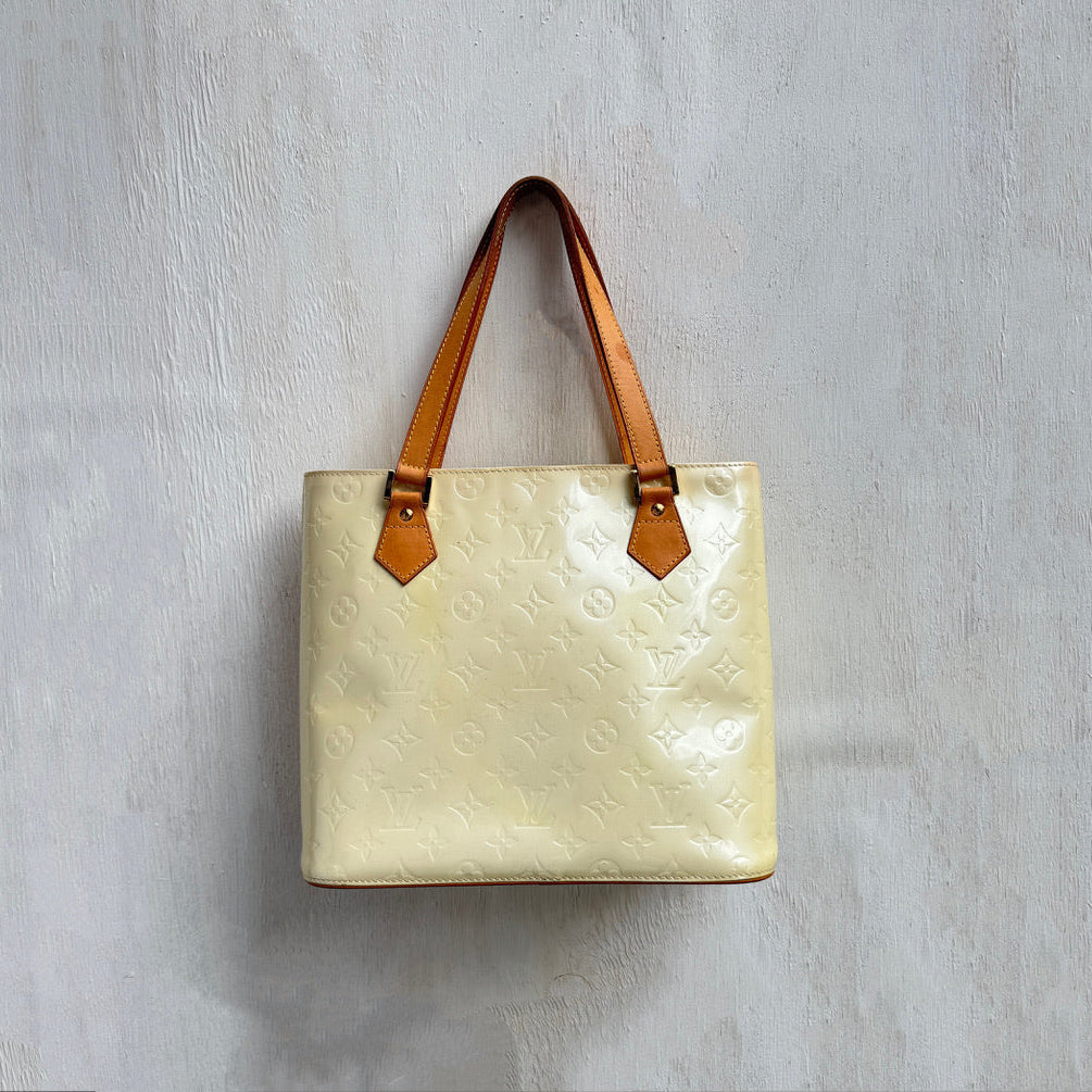 643147f8-dd92-4a57-b848-72794ae84386