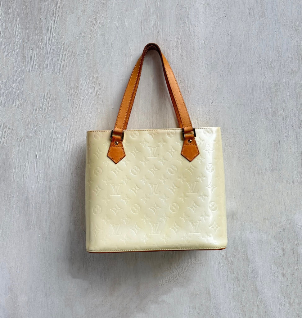 Thumbnail fa512591-1dd4-4a57-8726-884fb906a110