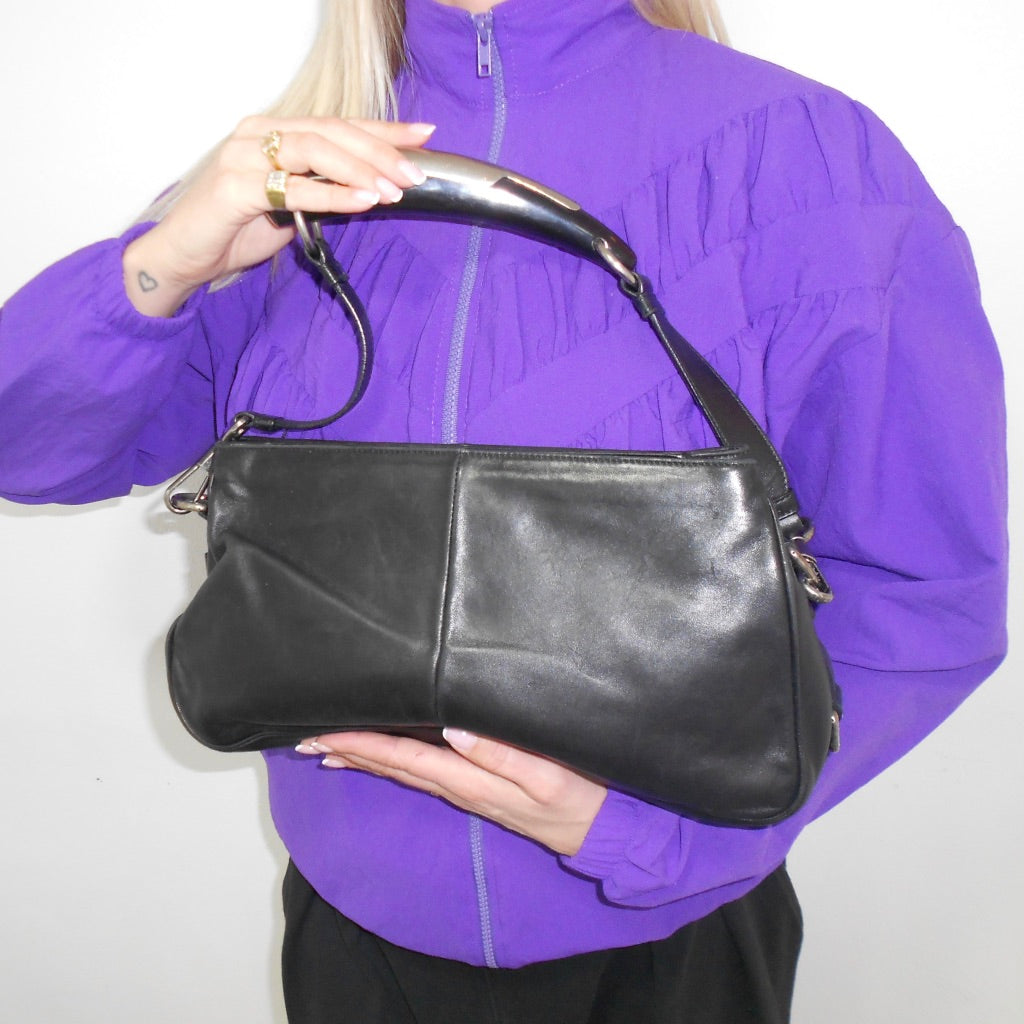 Thumbnail 48374c06-5fba-4e66-a242-fbce8e3bf064