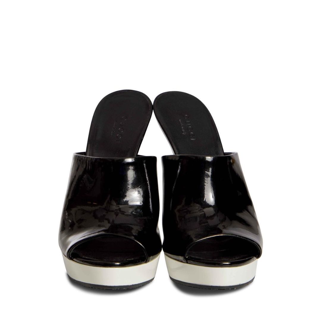 Thumbnail 7f9b6c28-1889-42f2-94de-e3e8392883d1