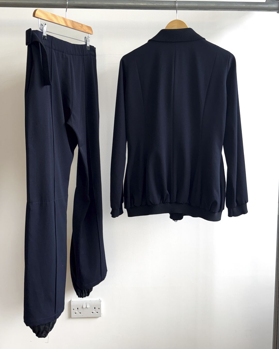 Thumbnail 3b9f8187-b7d3-4be5-b42e-c99943ed9de2